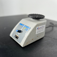 VWR Standard Mini Vortexer image 1